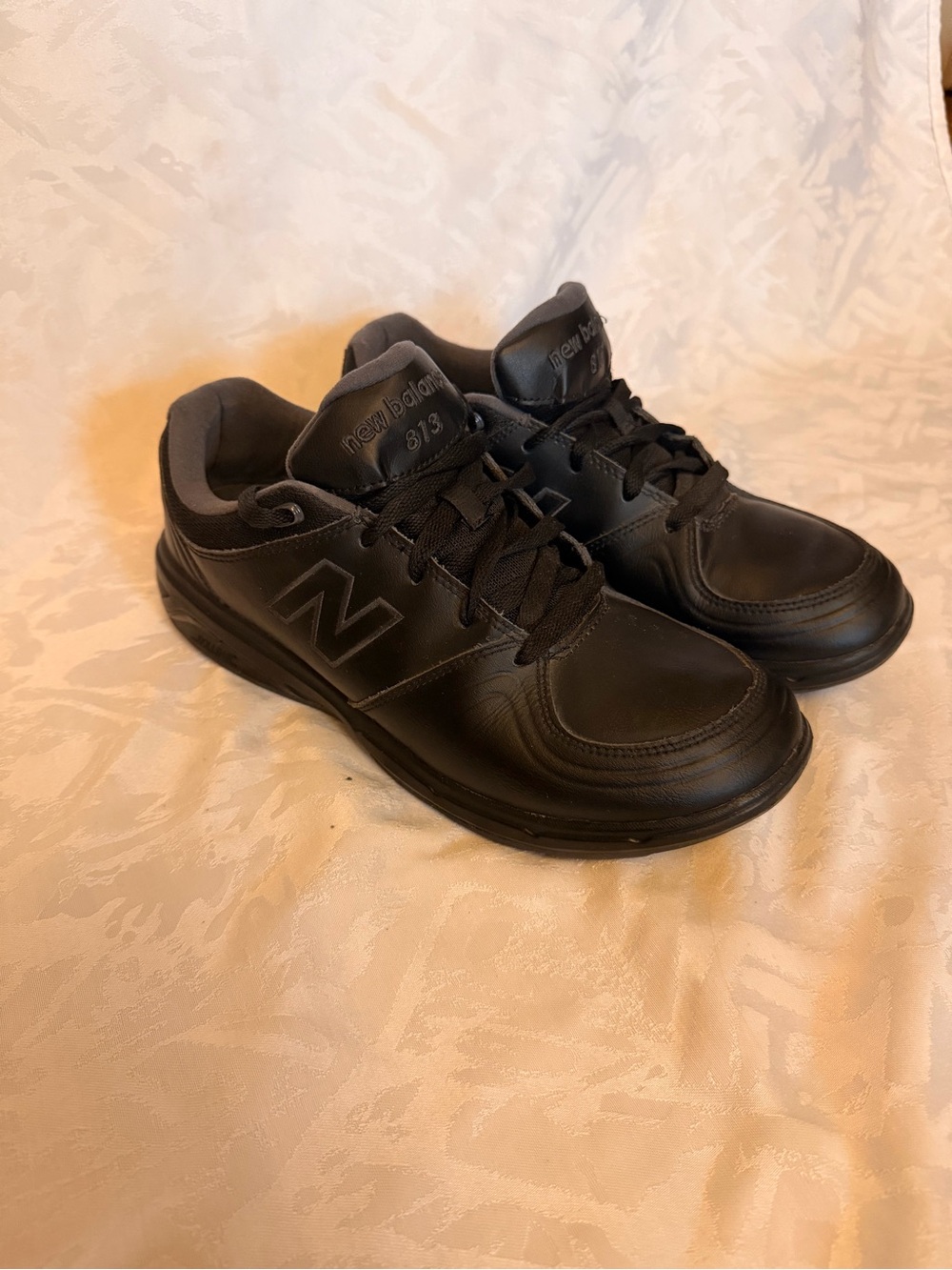 New Balance 813 V1 Black Leather Walking Sneakers